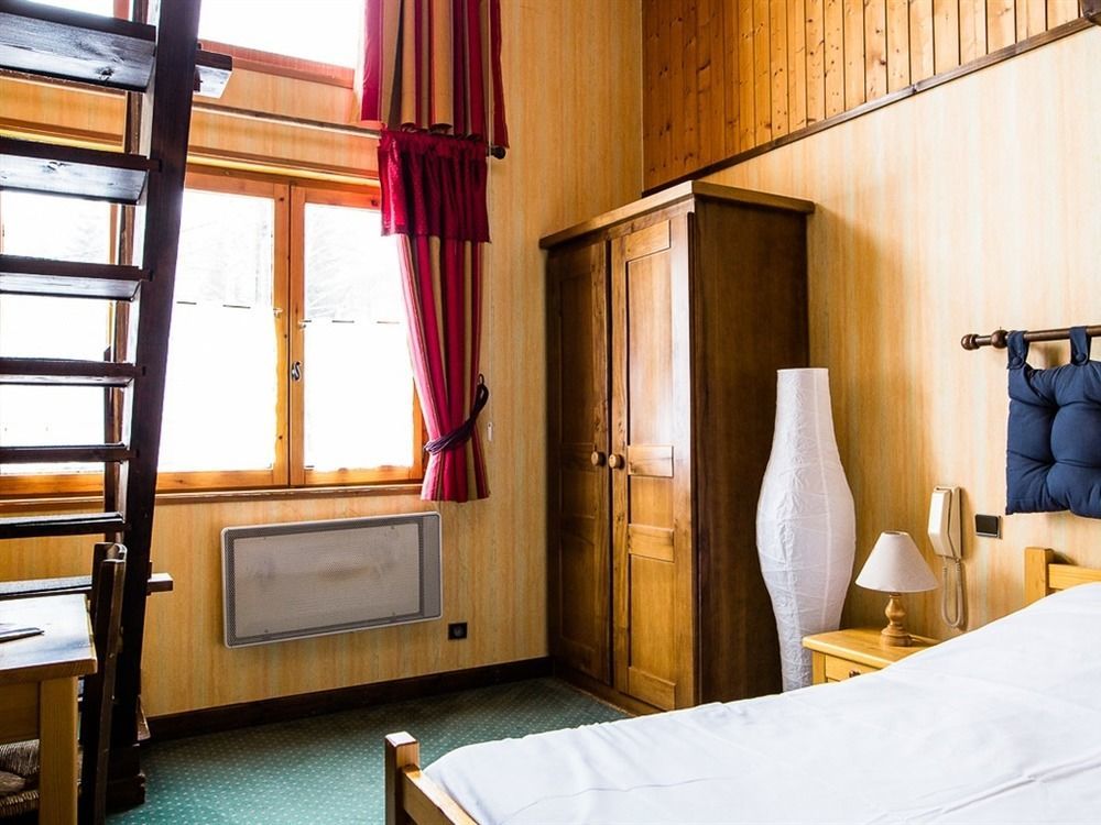Le Taconet Hotel Le Praz de Lys Exterior photo
